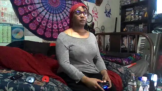 GardeniaFields online show from 11-13-25, 06:34