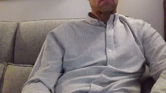 Snapshot of Simon_76 chatting on 10-02-25, 07:54 Simon 76 online show from 10-02-25, 07:54