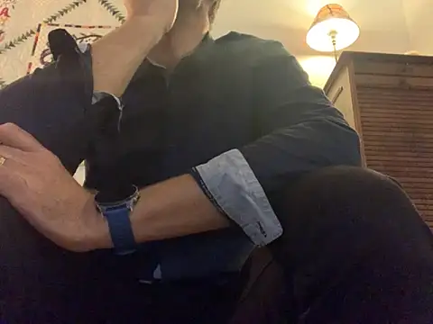 Snapshot of Simon_76 chatting on 10-03-25, 07:44 Simon 76 online show from 10-03-25, 07:44