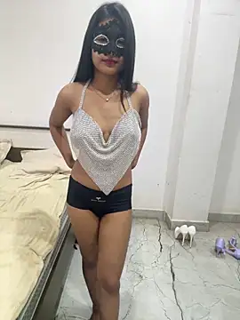 Snapshot of Hotswetie chatting on 03-19-25, 09:38 Hotswetie online show from 03-19-25, 09:38