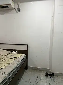 Snapshot of Hotswetie chatting on 03-20-25, 02:19 Hotswetie online show from 03-20-25, 02:19