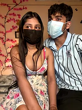 Snapshot of Hotswetie chatting on 09-25-25, 04:54 Hotswetie online show from 09-25-25, 04:54