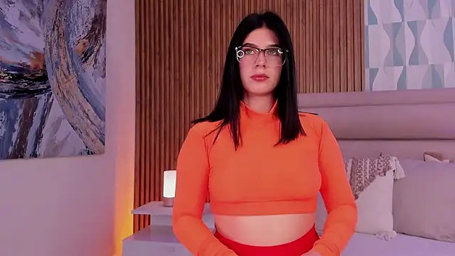 Snapshot of FatimaEvans chatting on 10-21-25, 04:08 FatimaEvans online show from 10-21-25, 04:08