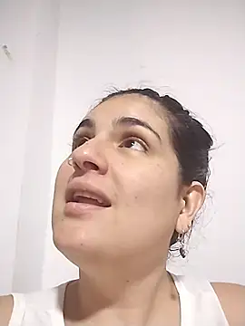 Snapshot of Seet_Hanna chatting on 10-20-25, 07:36 Seet Hanna online show from 10-20-25, 07:36