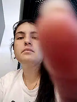 Snapshot of Seet_Hanna chatting on 12-15-25, 07:23 Seet Hanna online show from 12-15-25, 07:23