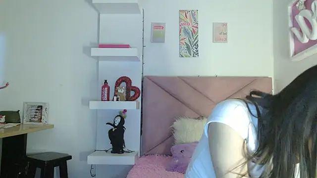 eva sin18 online show from 03-24-26, 11:10