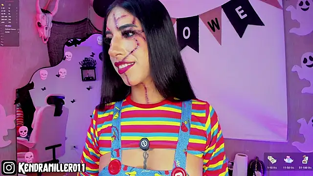 Snapshot of Kendramillerr_1 chatting on 10-26-25, 01:11 Kendramillerr 1 online show from 10-26-25, 01:11