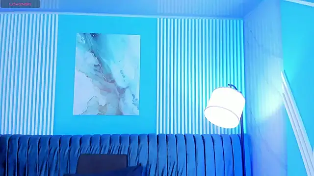 roxy hell online show from 09-24-25, 07:06