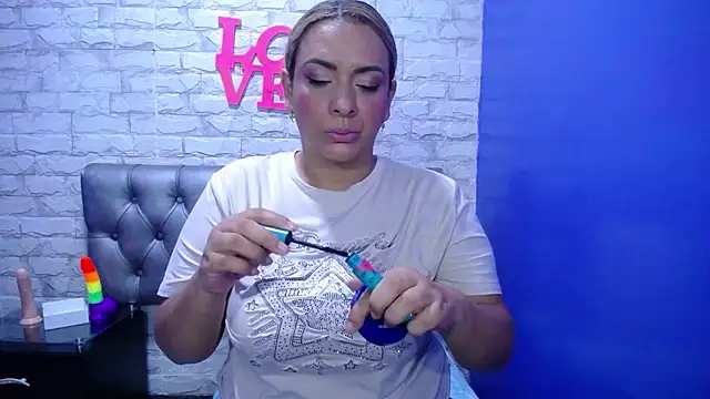 Milf-Prettyboobs online show from 06-06-26, 10:53