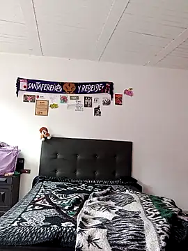 Snapshot of DaniPoison chatting on 02-15-26, 01:20 DaniPoison online show from 02-15-26, 01:20