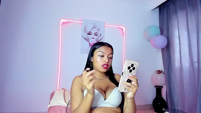 sweet cinamon online show from 11-25-25, 02:39