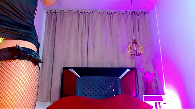 Snapshot of alexsandra_kiss chatting on 06-26-26, 11:25 alexsandra kiss online show from 06-26-26, 11:25