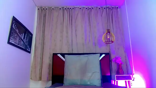 Snapshot of alexsandra_kiss chatting on 07-01-26, 11:34 alexsandra kiss online show from 07-01-26, 11:34