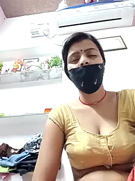 Snapshot of Daya_Chheda chatting on 03-10-26, 11:43 Daya Chheda online show from 03-10-26, 11:43