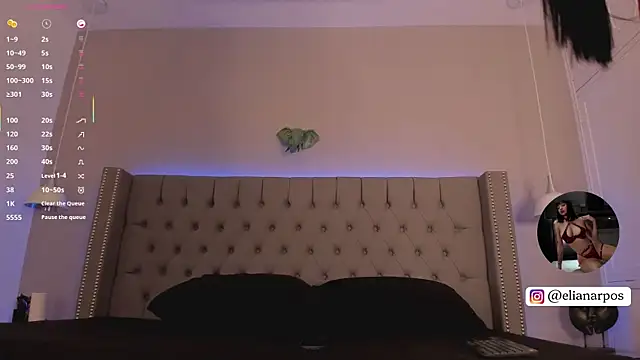 Snapshot of Emiliana_Rios chatting on 10-29-25, 12:57 Emiliana Rios online show from 10-29-25, 12:57