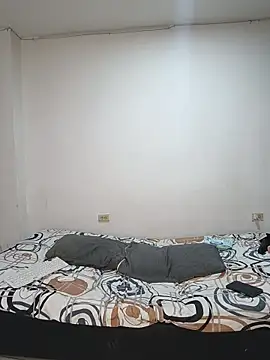 Snapshot of schelldo chatting on 05-16-26, 11:57 schelldo online show from 05-16-26, 11:57
