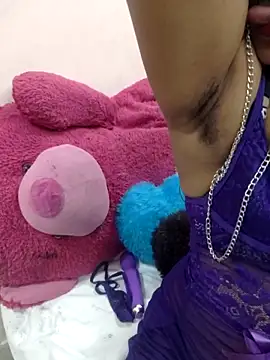 priya 00143 online show from 04-13-26, 06:13