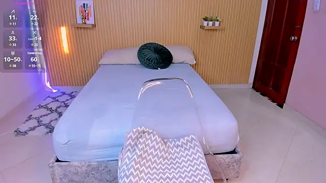 Sasha Anaan online show from 03-20-25, 12:00