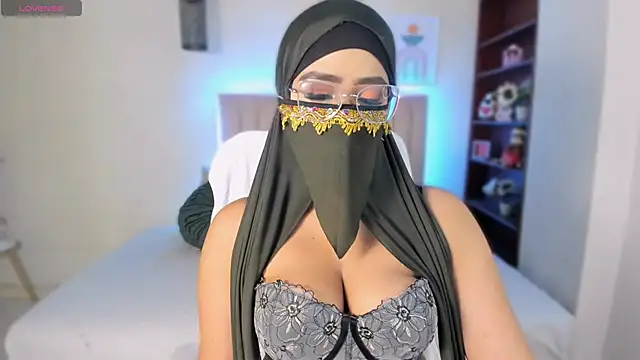 Sasha Anaan online show from 10-14-25, 08:59