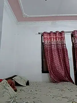 Hotty-Nidhi online show from 09-12-25, 04:23