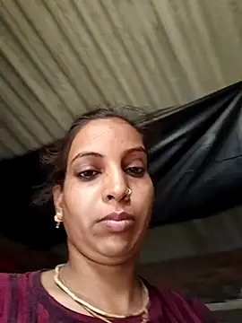 Snapshot of Hotty-Nidhi chatting on 07-13-26, 02:03 Hotty-Nidhi online show from 07-13-26, 02:03