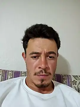 Snapshot of Thunderbolt121 chatting on 11-17-25, 02:34 Thunderbolt121 online show from 11-17-25, 02:34