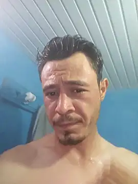 Snapshot of Thunderbolt121 chatting on 11-18-25, 12:53 Thunderbolt121 online show from 11-18-25, 12:53