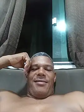 Snapshot of edisantos chatting on 08-03-26, 10:35 edisantos online show from 08-03-26, 10:35