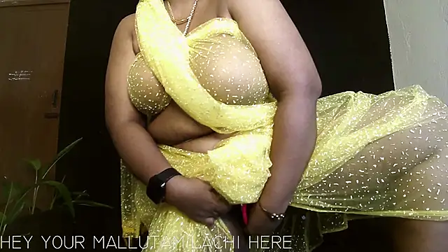 Snapshot of mallutamizhachi chatting on 10-12-25, 04:17 mallutamizhachi online show from 10-12-25, 04:17