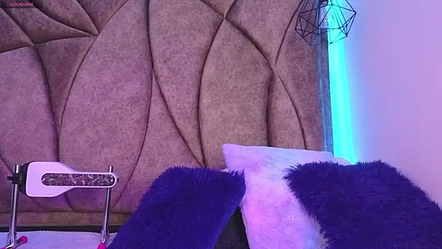 Kanela miller  online show from 03-24-26, 12:21