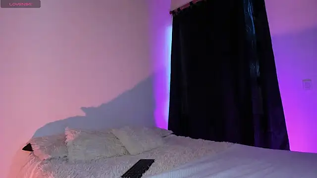 adara evanss online show from 04-12-26, 10:48