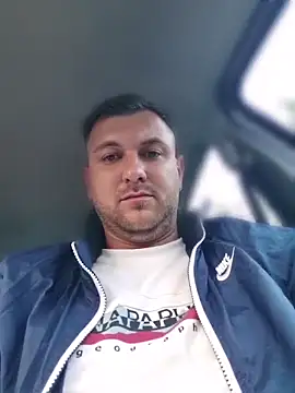 hugedickedd online show from 06-05-26, 05:40