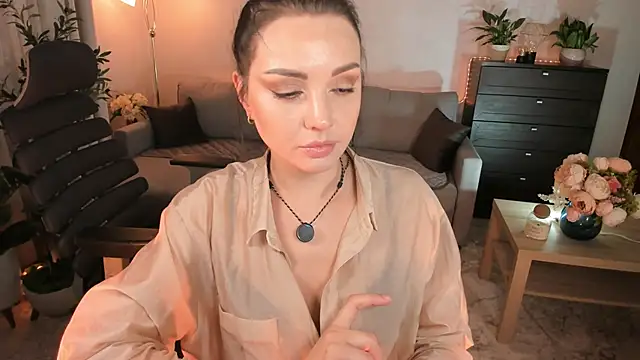 Snapshot of Viki_Bellson chatting on 10-03-25, 06:38 Viki Bellson online show from 10-03-25, 06:38