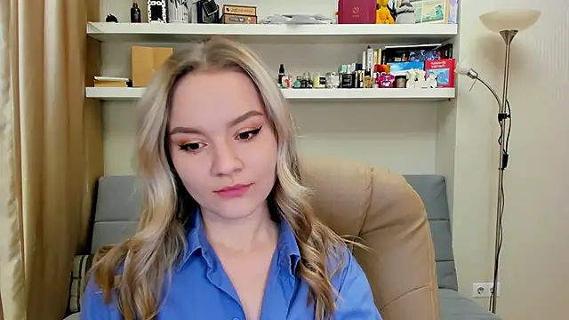 Snapshot of Kara_Smith_ chatting on 12-09-24, 09:16 Kara Smith online show from 12-09-24, 09:16