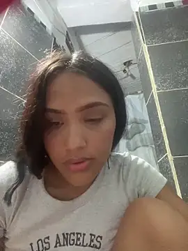 Snapshot of iamsara_21 chatting on 02-22-26, 02:13 iamsara 21 online show from 02-22-26, 02:13