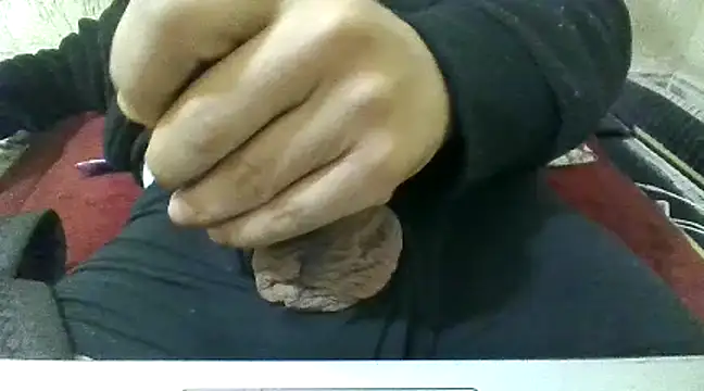 Chunky arab dick online show from 03-15-25, 01:08