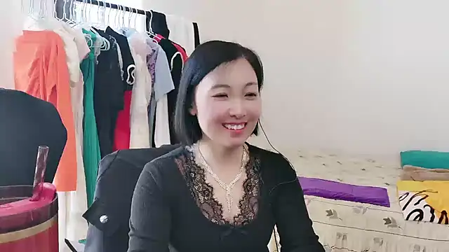 Snapshot of Rachel-6600 chatting on 11-12-25, 03:51 Rachel-6600 online show from 11-12-25, 03:51