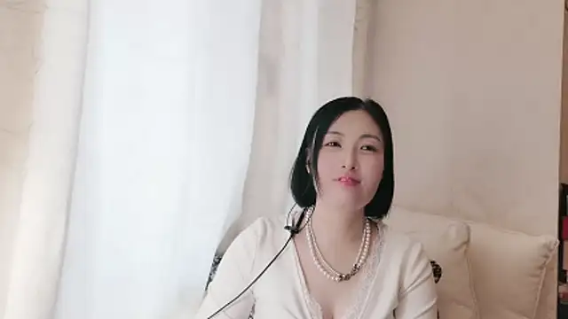 Rachel-6600 online show from 04-19-26, 02:22