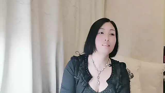 Rachel-6600 online show from 04-19-26, 02:27