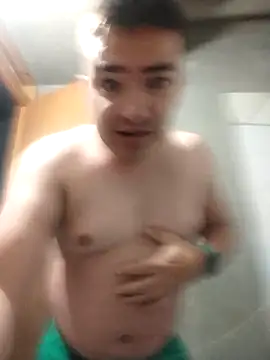 Snapshot of Andy-rtg chatting on 03-10-25, 11:21 Andy-rtg online show from 03-10-25, 11:21