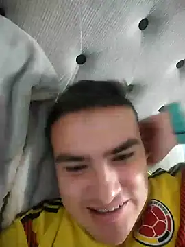 Snapshot of Andy-rtg chatting on 03-13-25, 01:10 Andy-rtg online show from 03-13-25, 01:10