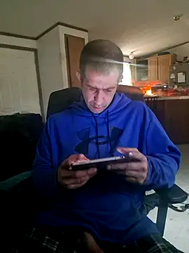 Snapshot of mayg chatting on 06-16-26, 05:04 mayg online show from 06-16-26, 05:04