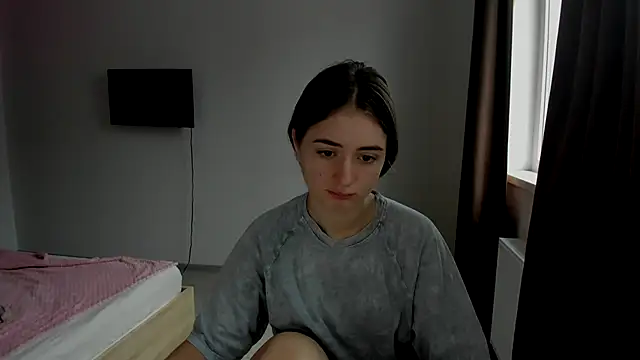 Snapshot of LilyHaart chatting on 11-29-25, 06:49 LilyHaart online show from 11-29-25, 06:49