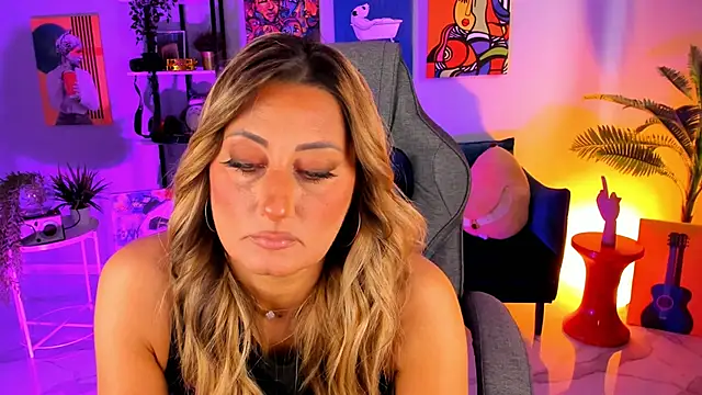 SarahAlluring online show from 09-20-25, 12:06