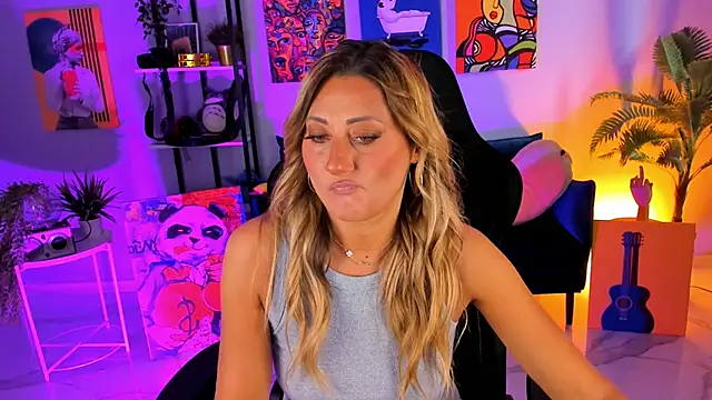 SarahAlluring online show from 09-24-25, 12:30