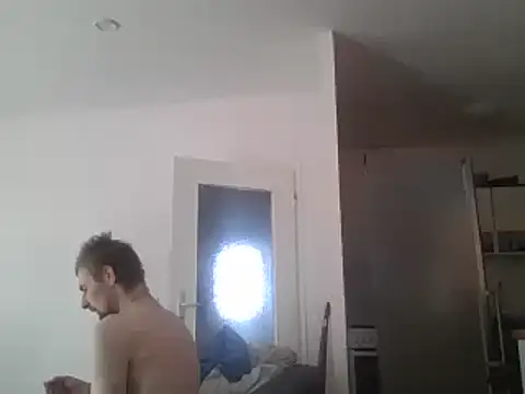 Snapshot of ThePython666 chatting on 03-19-25, 02:02 ThePython666 online show from 03-19-25, 02:02