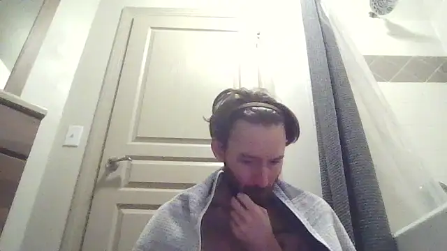 Snapshot of whowantsacreampie chatting on 02-06-26, 01:03 whowantsacreampie online show from 02-06-26, 01:03