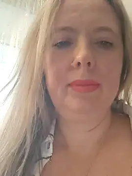 Irina3718 online show from 11-02-25, 02:08