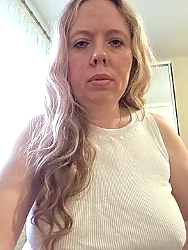 Irina3718 online show from 05-30-26, 02:58