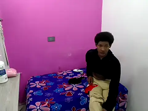 Kittenx18 online show from 03-11-25, 06:32